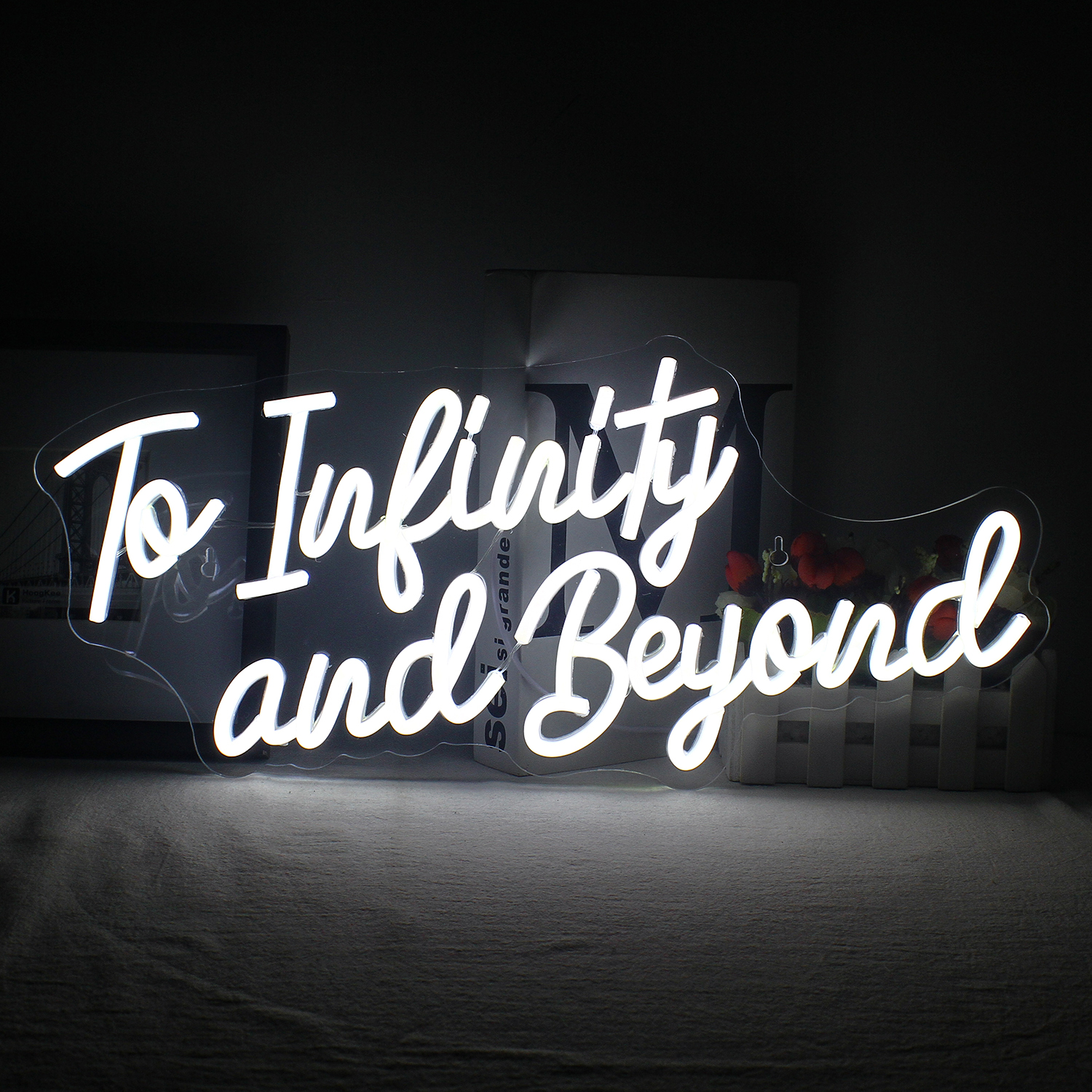 To Infinity and Beyond Led Neo - Lighting Decor And Beyond recensie en prijs